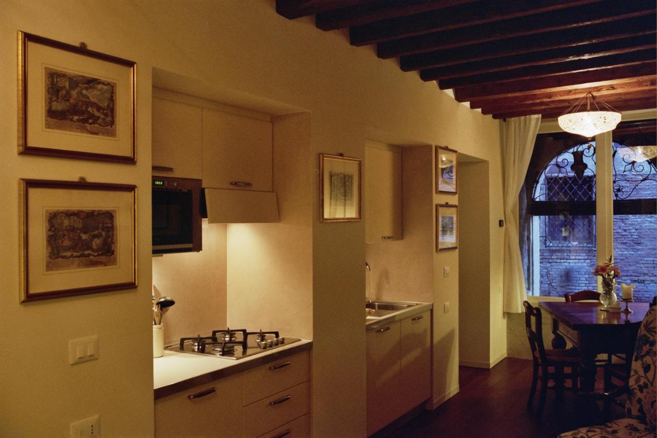 Al Pozzo Dei Scoacamini, 100 M From San Marco, Ground Floor Apartment Венеция Екстериор снимка