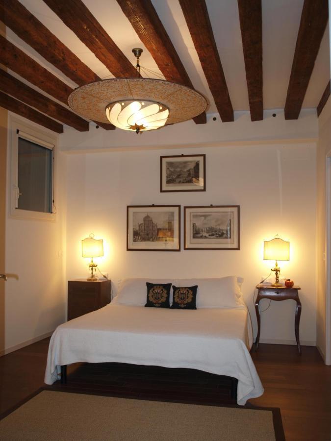 Al Pozzo Dei Scoacamini, 100 M From San Marco, Ground Floor Apartment Венеция Екстериор снимка